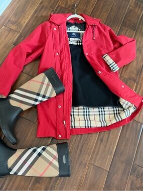 Burberry Rain coat Red Smooth Plaid Lining Hood wool insert jacket  S